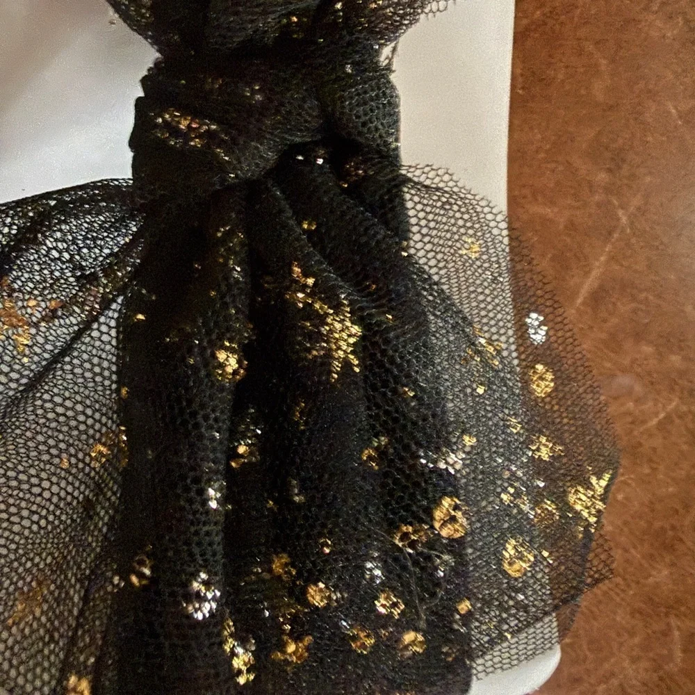 Baby Bling® Tulle FAB® soft nylon headband with a shimmering tulle bow